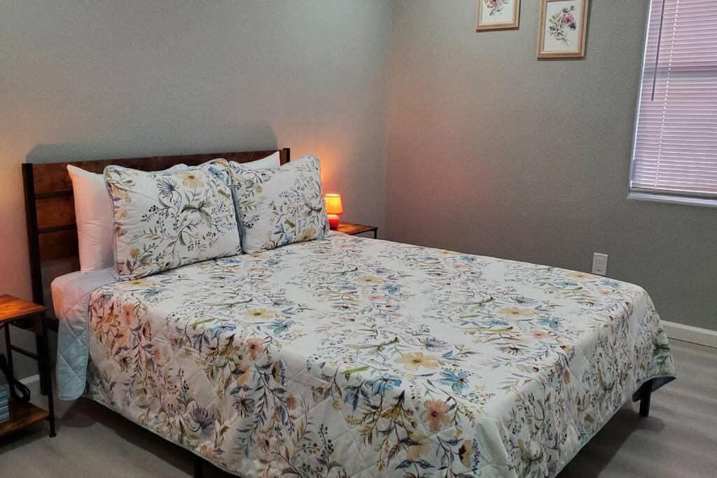 Comfortable Family Home ラスベガス エクステリア 写真